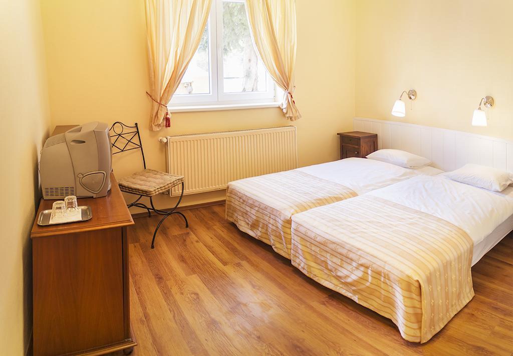 Villa Sipeky Senec Quarto foto